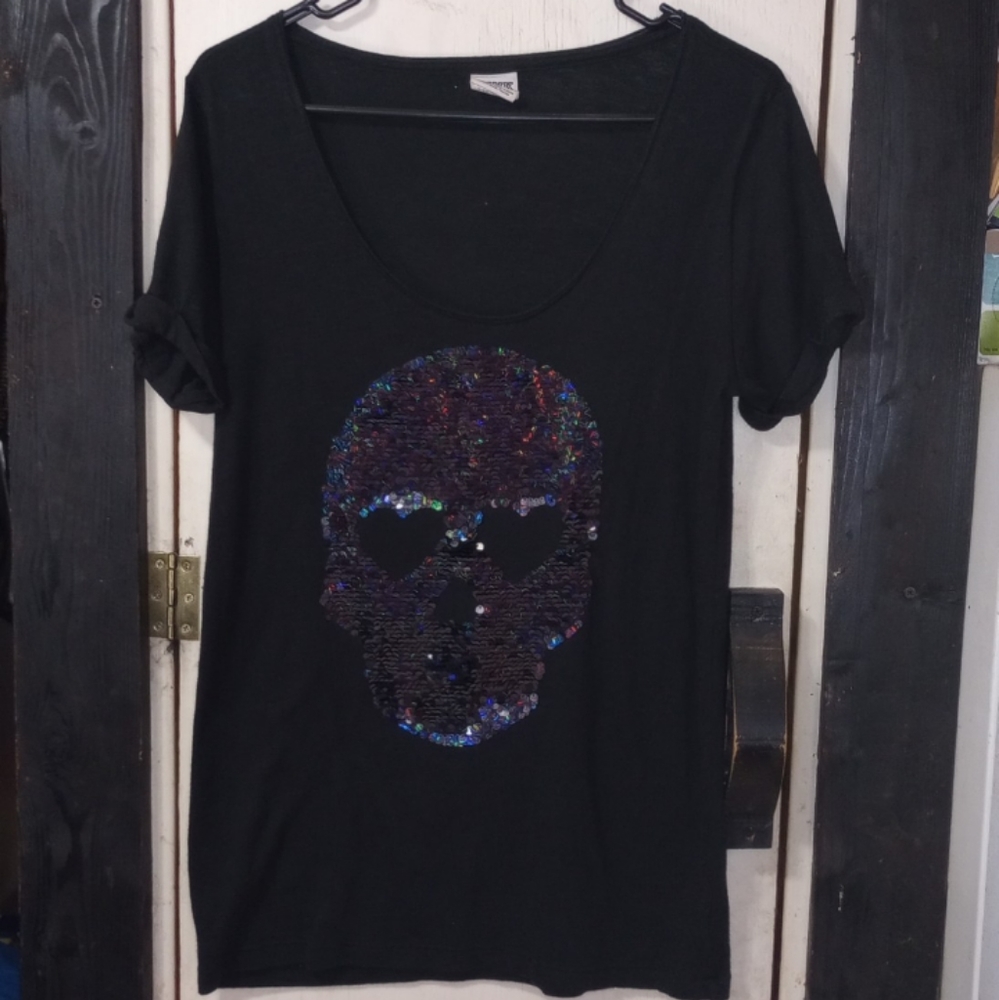 SOLD ON MERCARI DO NOT ORDER!!! VHTF VS PINK Tshirt